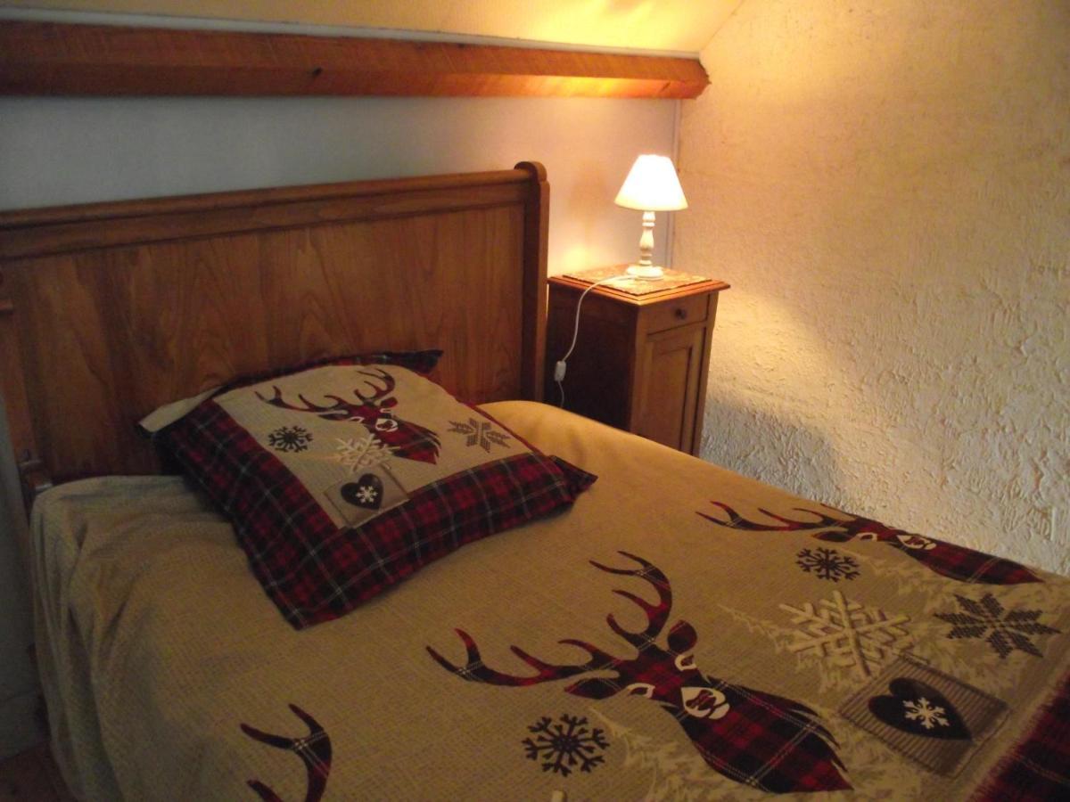 Chambres Du Gres Rouge De Beauval Exterior photo